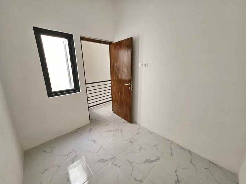 dijual rumah pondok ungu permai bekasi