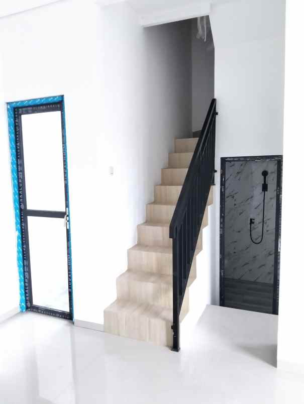 dijual rumah pudak payung