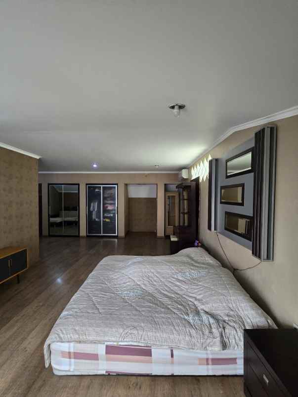 dijual rumah pulo asem