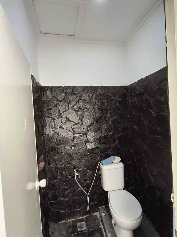 dijual rumah pura bojonggede