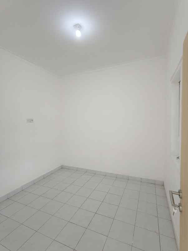 dijual rumah pura bojonggede