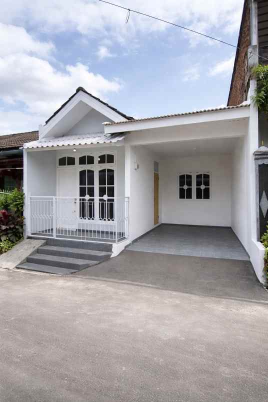 dijual rumah pura bojonggede