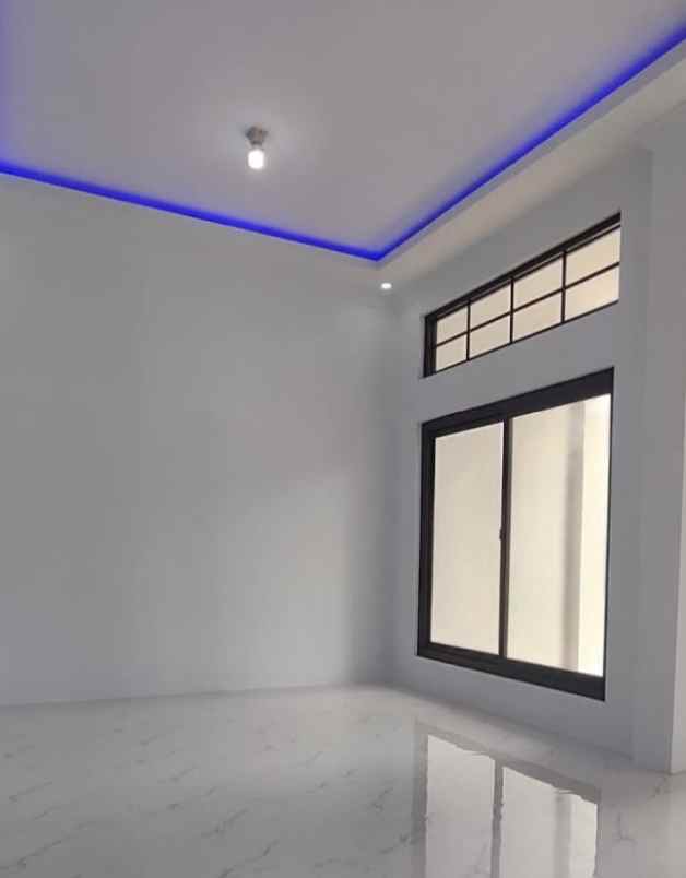 dijual rumah puri harapan