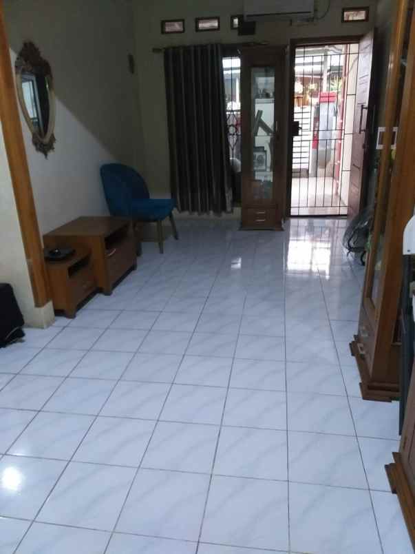 dijual rumah puri kranji regensy