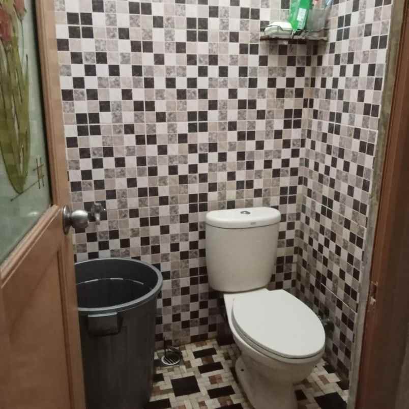 dijual rumah puri kranji regensy