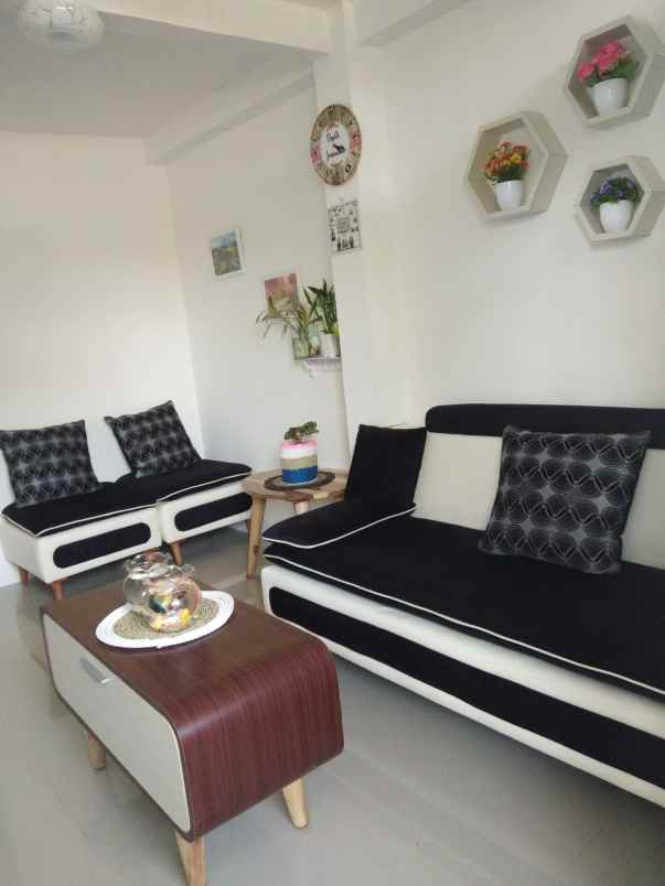 dijual rumah puri kranji regensy