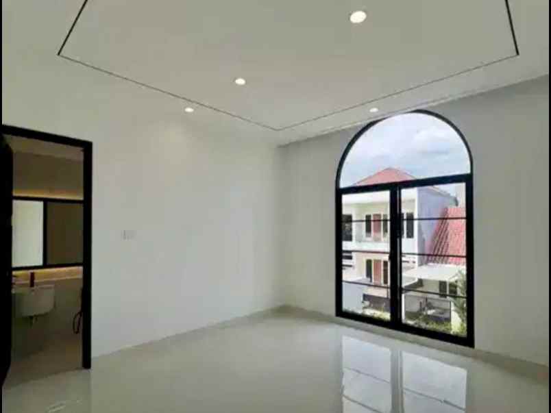 dijual rumah purimas regency rungkut