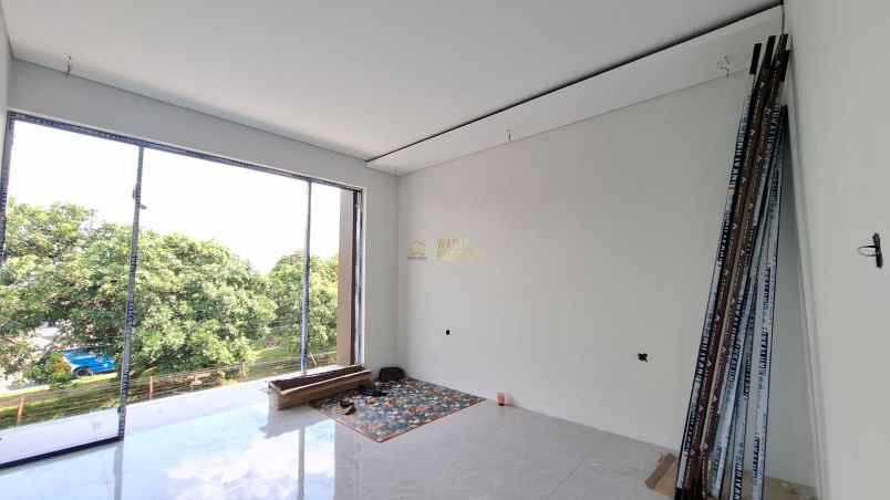 dijual rumah purwomartani