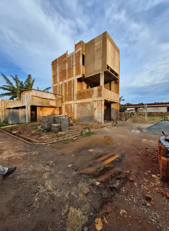 dijual rumah raden inten jakarta timur