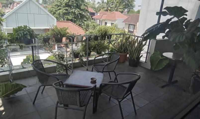 dijual rumah raffless hills