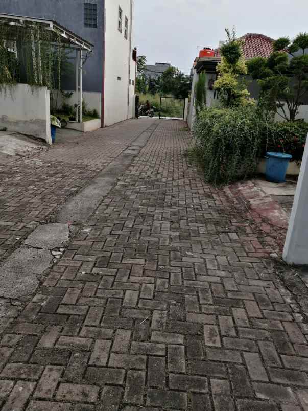 dijual rumah rangkapan jaya baru depok