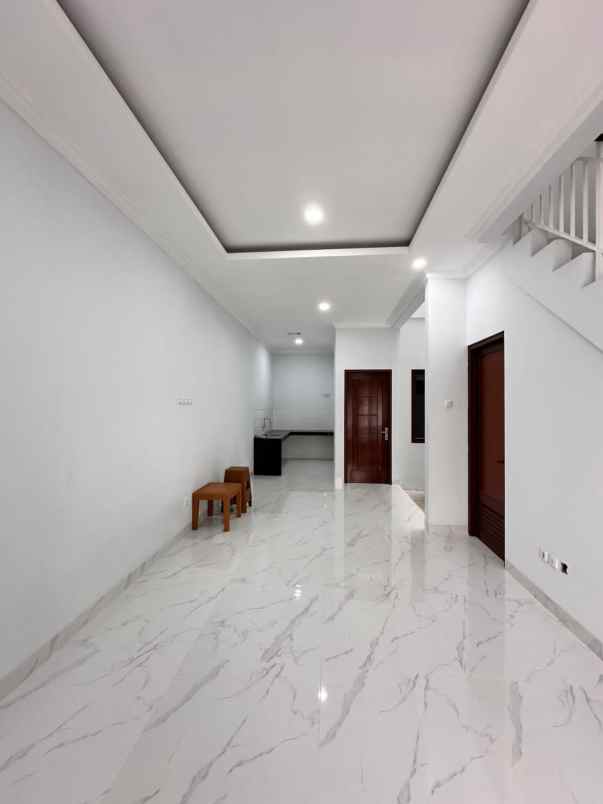 dijual rumah rawa bambu