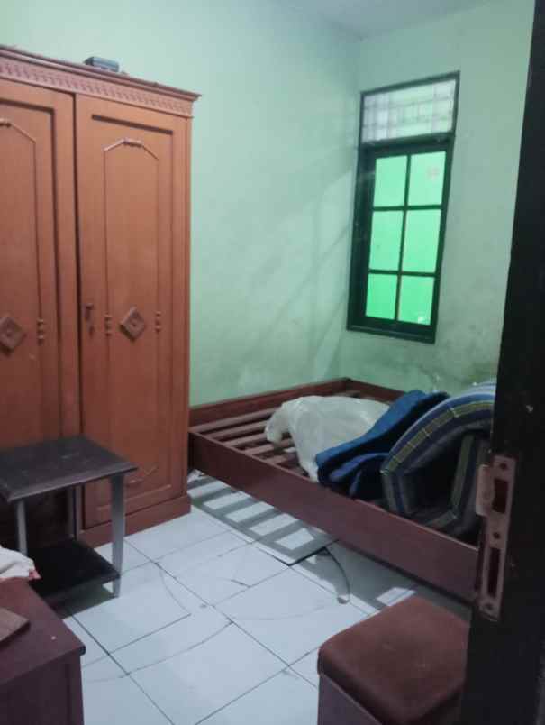 dijual rumah reni jaya pamulang