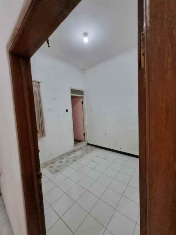 dijual rumah rungkut mapan