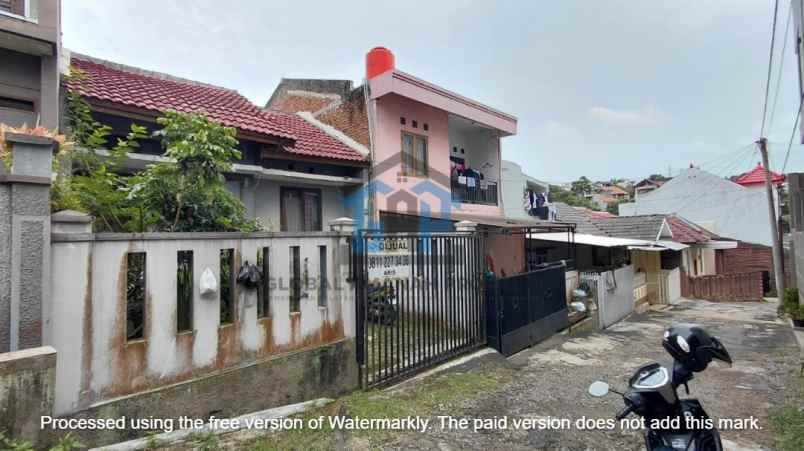 dijual rumah sariwangi