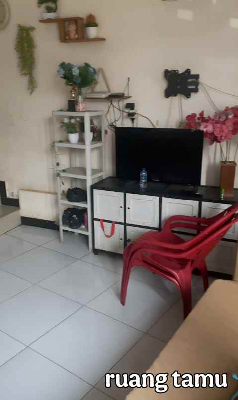 dijual rumah sawah lama ciputat