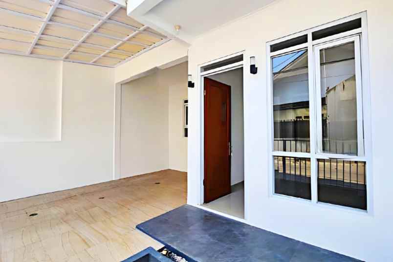 dijual rumah sayap banteng turangga