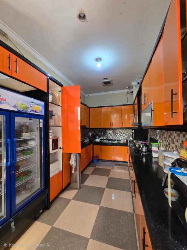 dijual rumah secondary full furnished dalam komplek