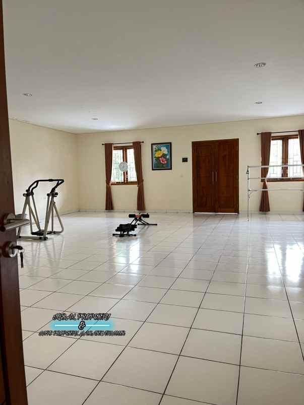 dijual rumah secondary siap huni di koja jakarta utara
