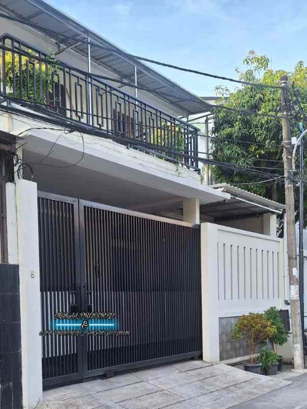 dijual rumah secondary siap huni di koja jakarta utara