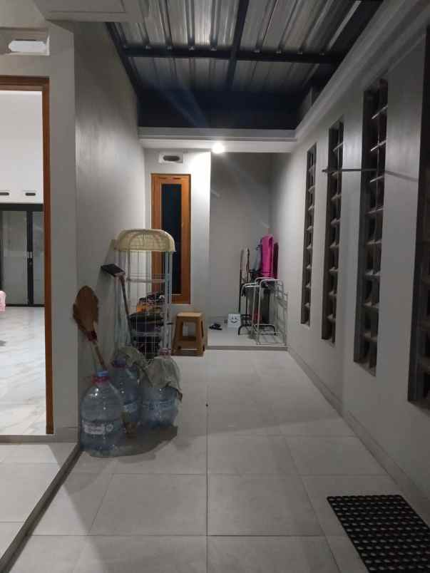 dijual rumah selomartani