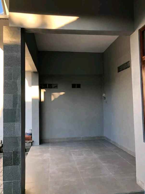 dijual rumah sendangtirto