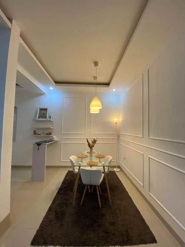 dijual rumah setra dago