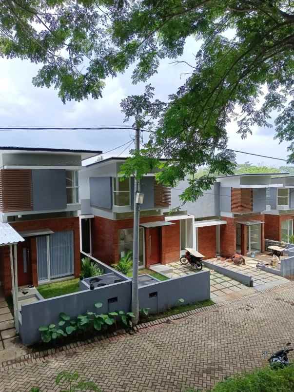 dijual rumah siap huni 950 juta lokasi di tidar