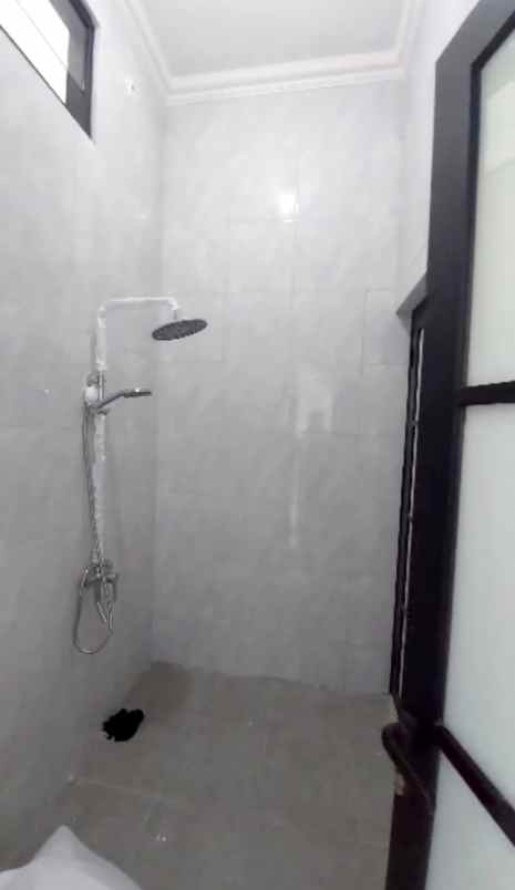 dijual rumah siap huni di cibubur ciracas jaktim