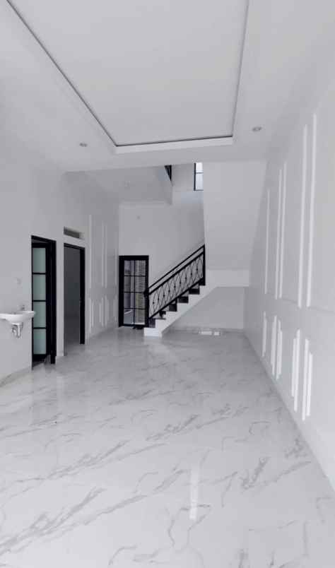 dijual rumah siap huni di cibubur ciracas jaktim