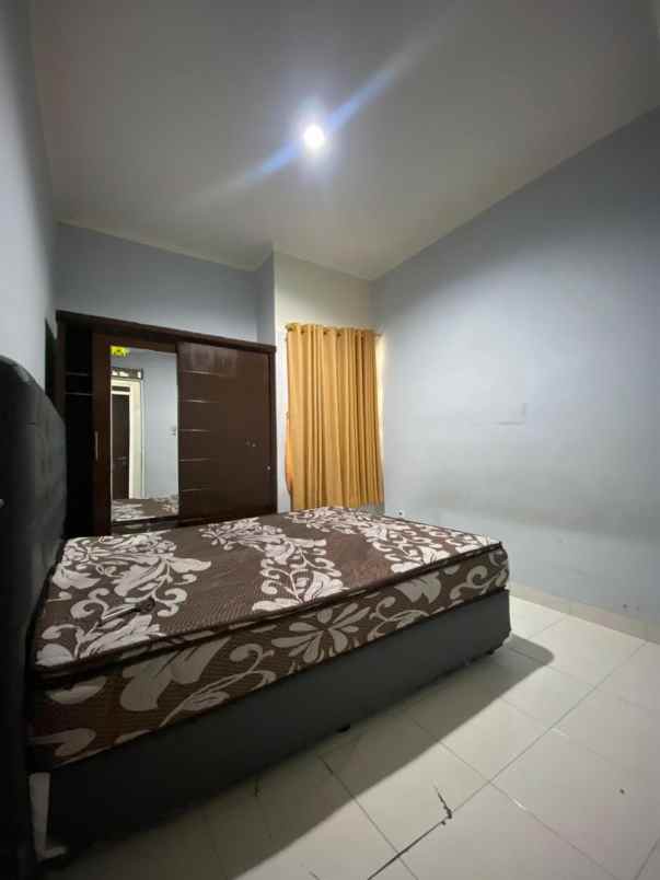 dijual rumah siap huni di metland transyogi