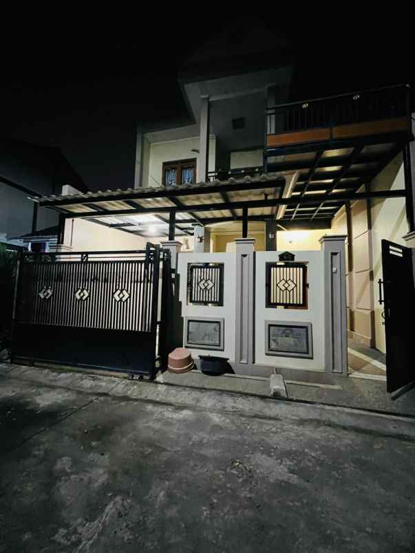 dijual rumah siap huni di subang kota