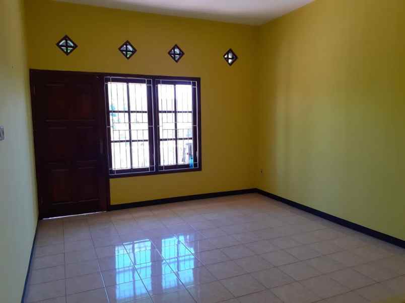 dijual rumah siap huni lokasi asrikaton malang