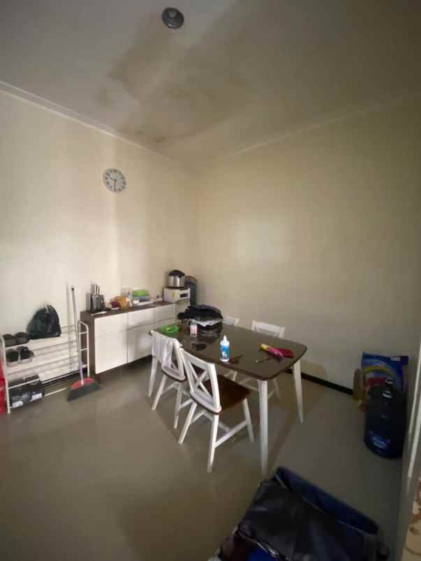 dijual rumah sigura gura barat kota malang