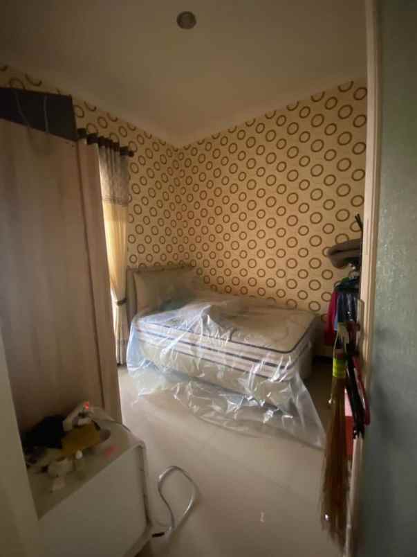 dijual rumah sigura gura barat kota malang
