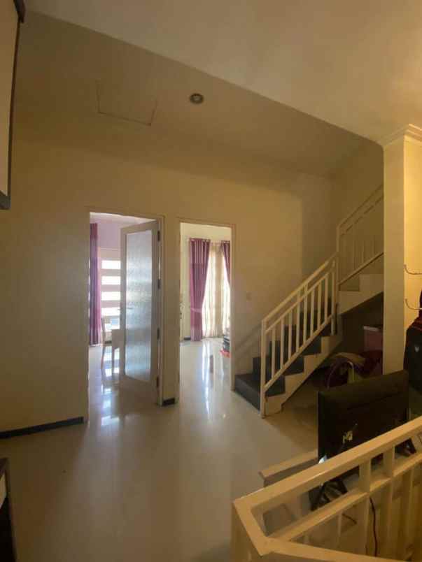 dijual rumah sigura gura barat kota malang