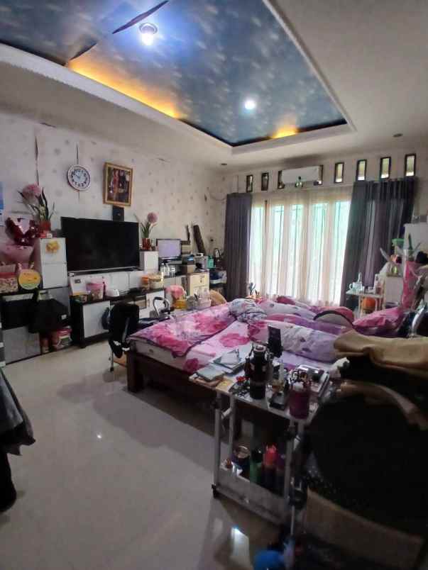 dijual rumah srengseng sawah