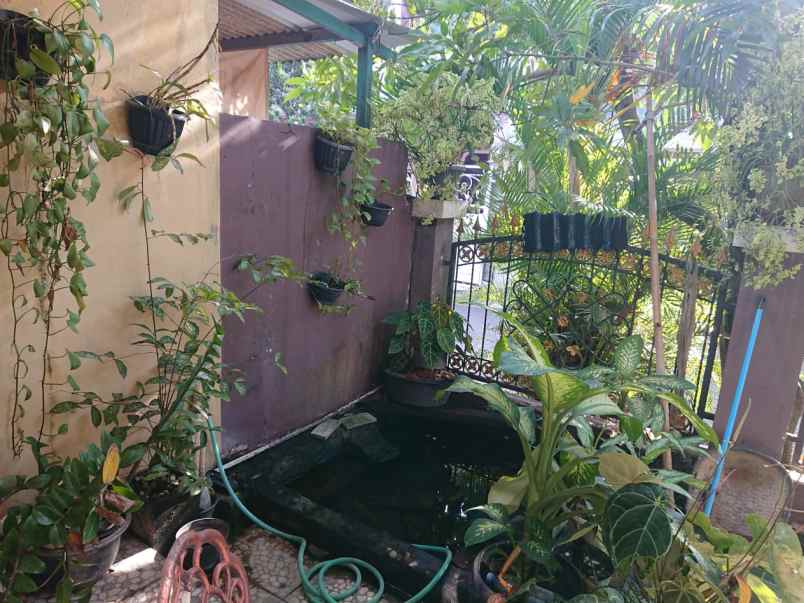 dijual rumah strategis