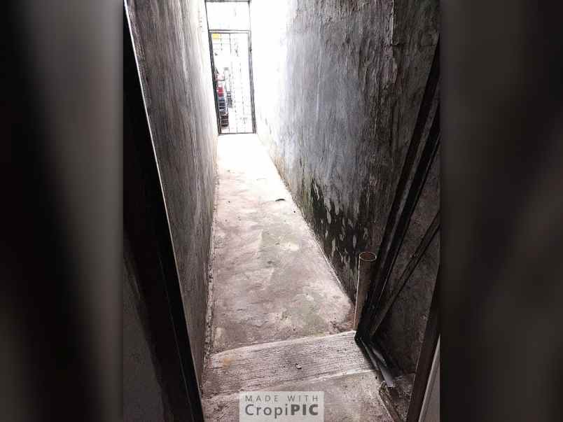 dijual rumah strategis di harapan indah