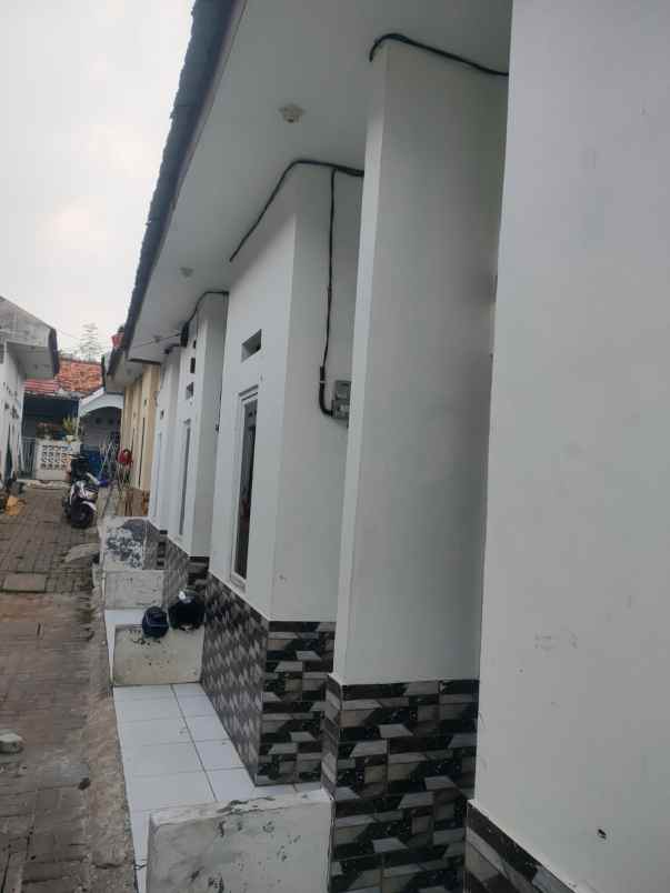 dijual rumah sukatani depok
