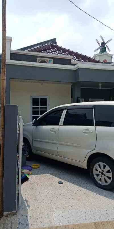 dijual rumah sukatani depok