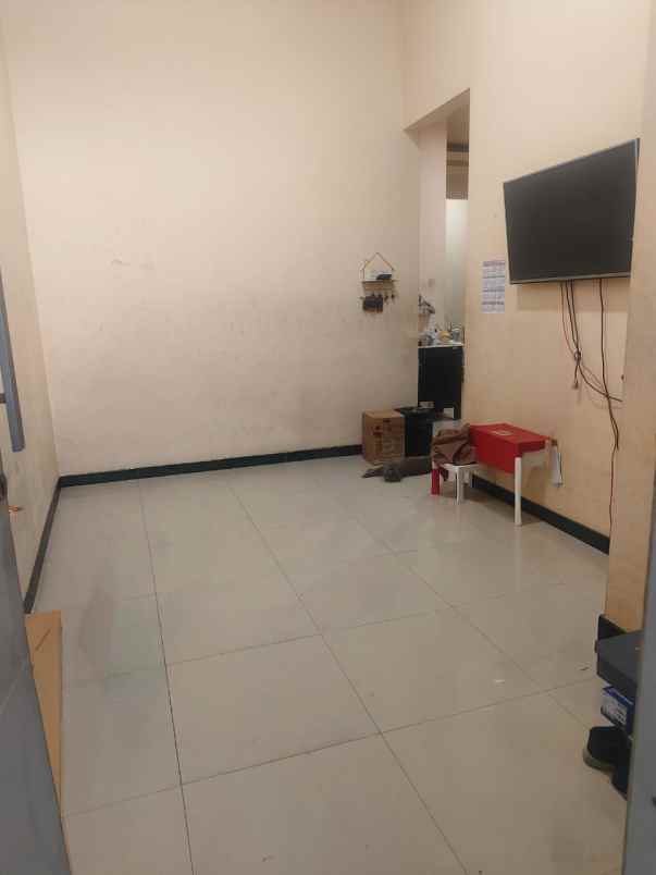 dijual rumah sukolilo dian regency