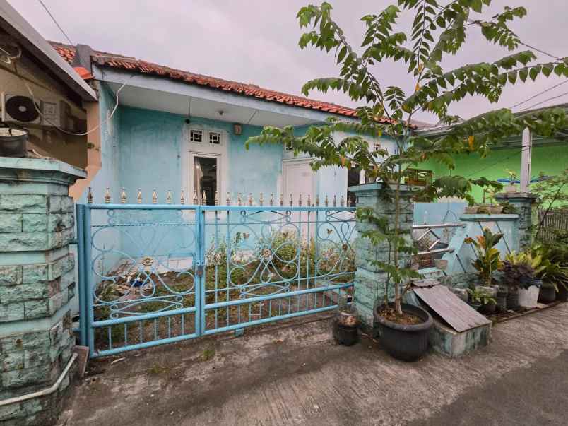 dijual rumah talaga bestari taman palem
