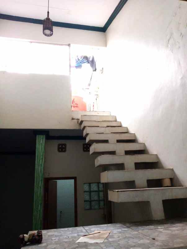 dijual rumah taman jatisari permai