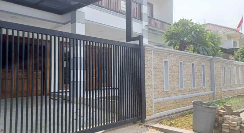 Dijual Cepat Rumah Siap Huni Luas 308m2 Di Taman Modern Cakung Jakarta