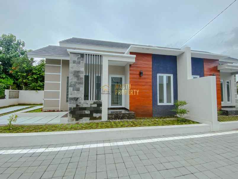 dijual rumah tamanmartani kec kalasan