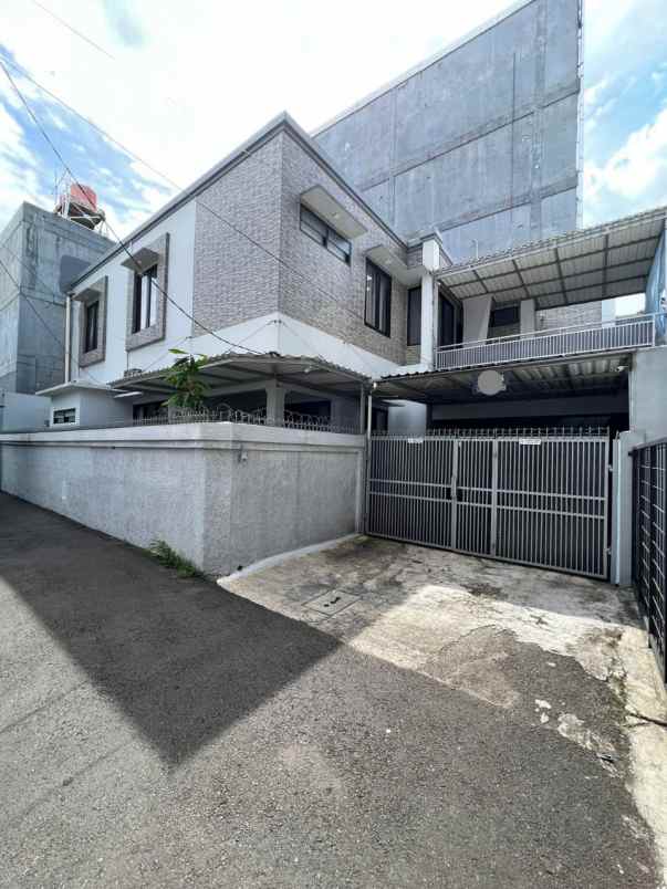 dijual rumah tebet jakarta selatan