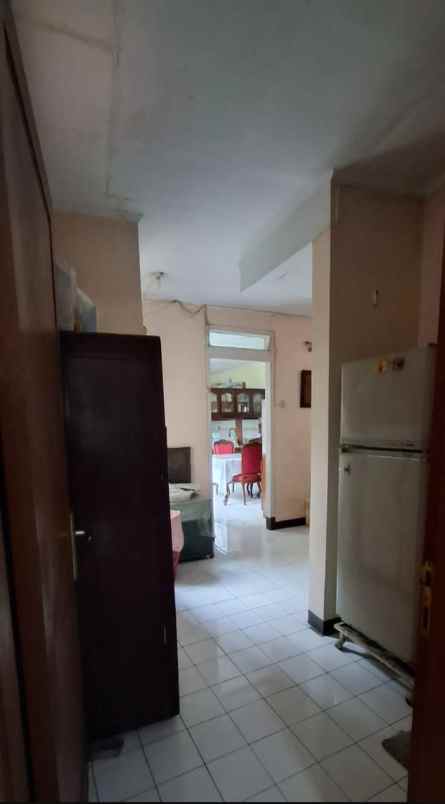 dijual rumah terawat 2 lantai di turangga bandung