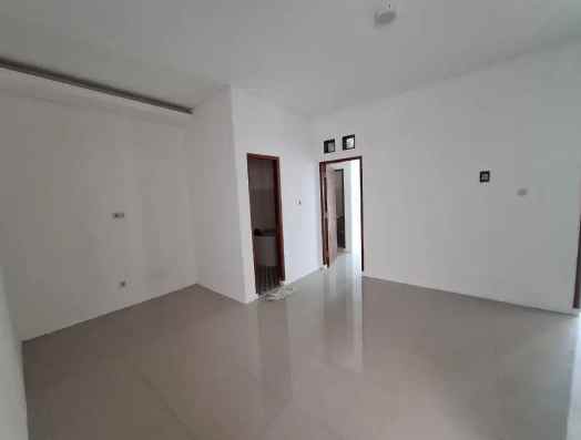 dijual rumah the gayungsari