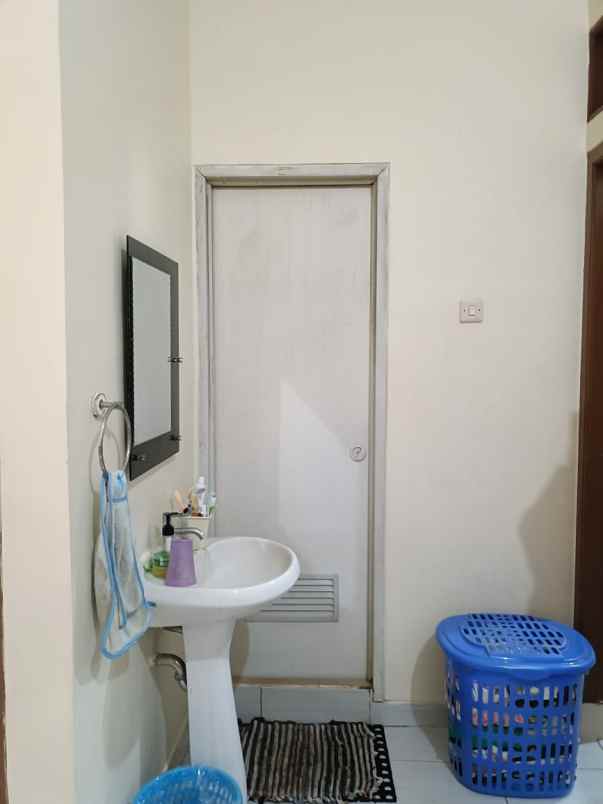 dijual rumah the palm residence